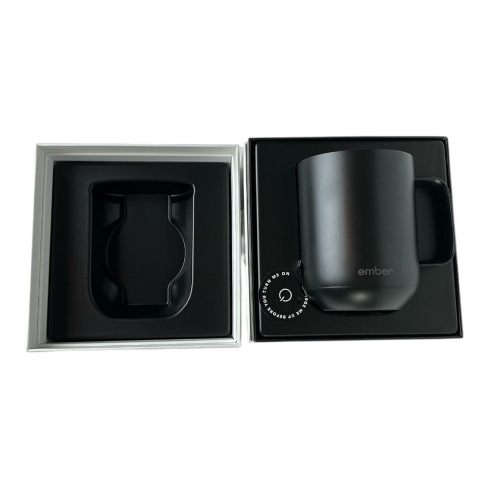 Ember Temperature Control Mug
Black 10oz - Picture 9 of 11